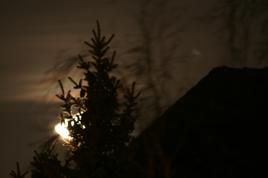 Monduntergang am 2. Advent 2011  6650.JPG